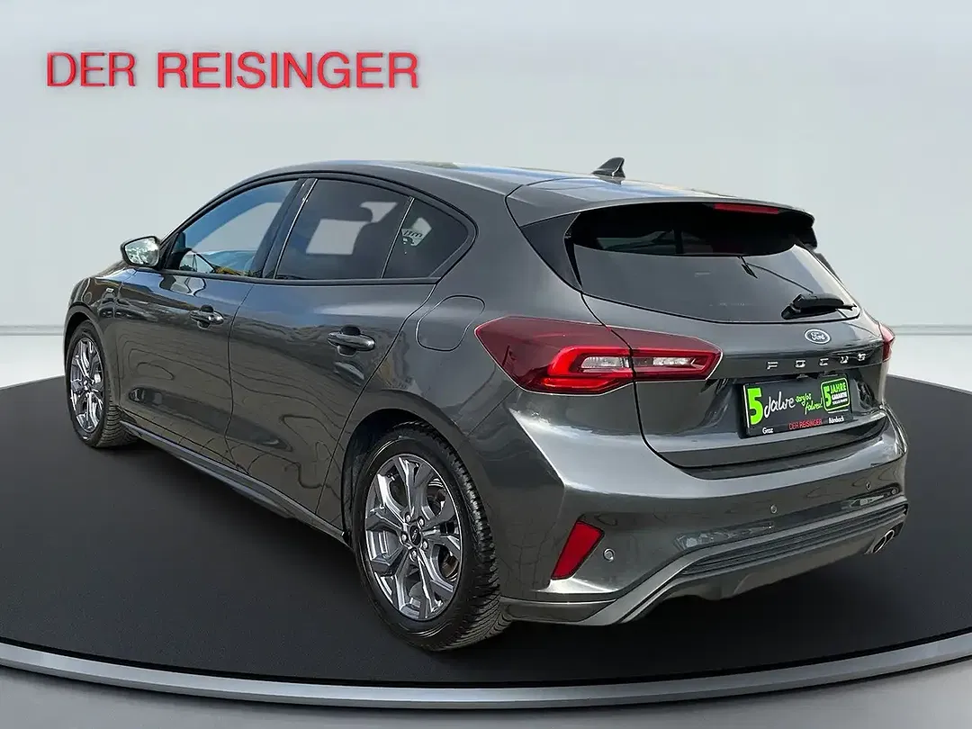 Ford Focus ST-Line - Thumbnail 3