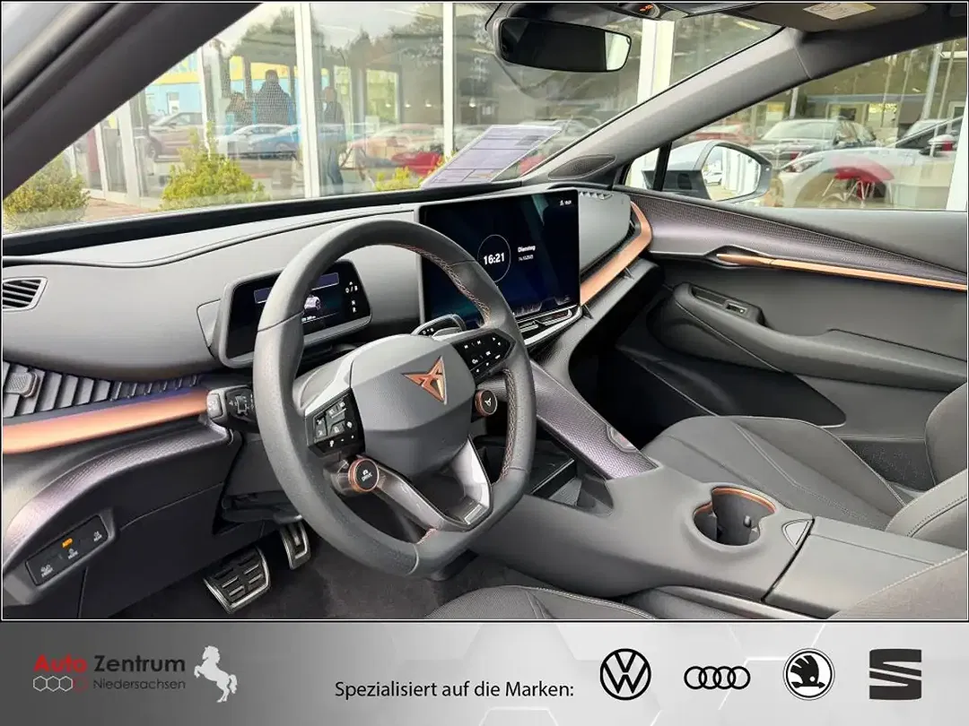 CUPRA Tavascan - Thumbnail 11