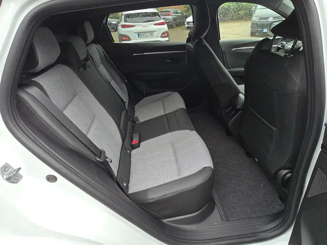 Mitsubishi Eclipse Cross Diamant Top - Thumbnail 10