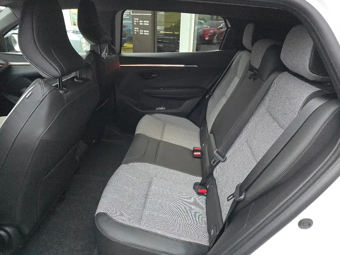 Mitsubishi Eclipse Cross Diamant Top - Thumbnail 8