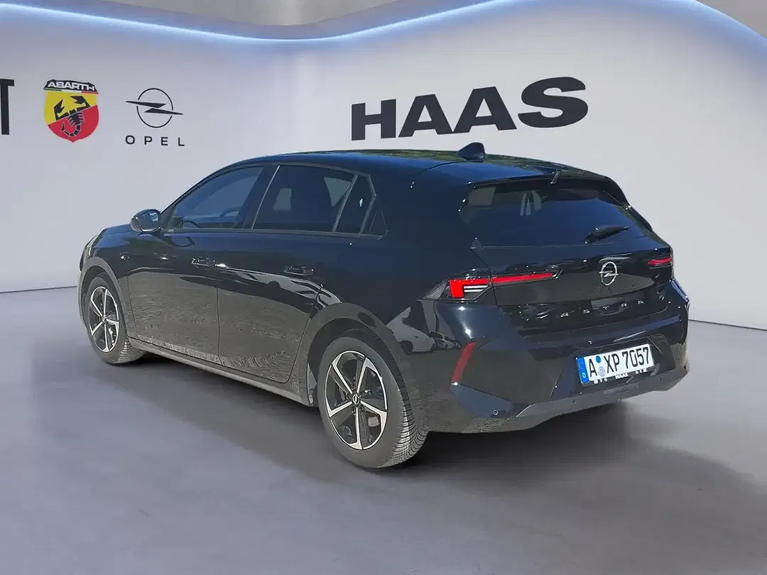 Opel Astra 1.2 Turbo - Thumbnail 3