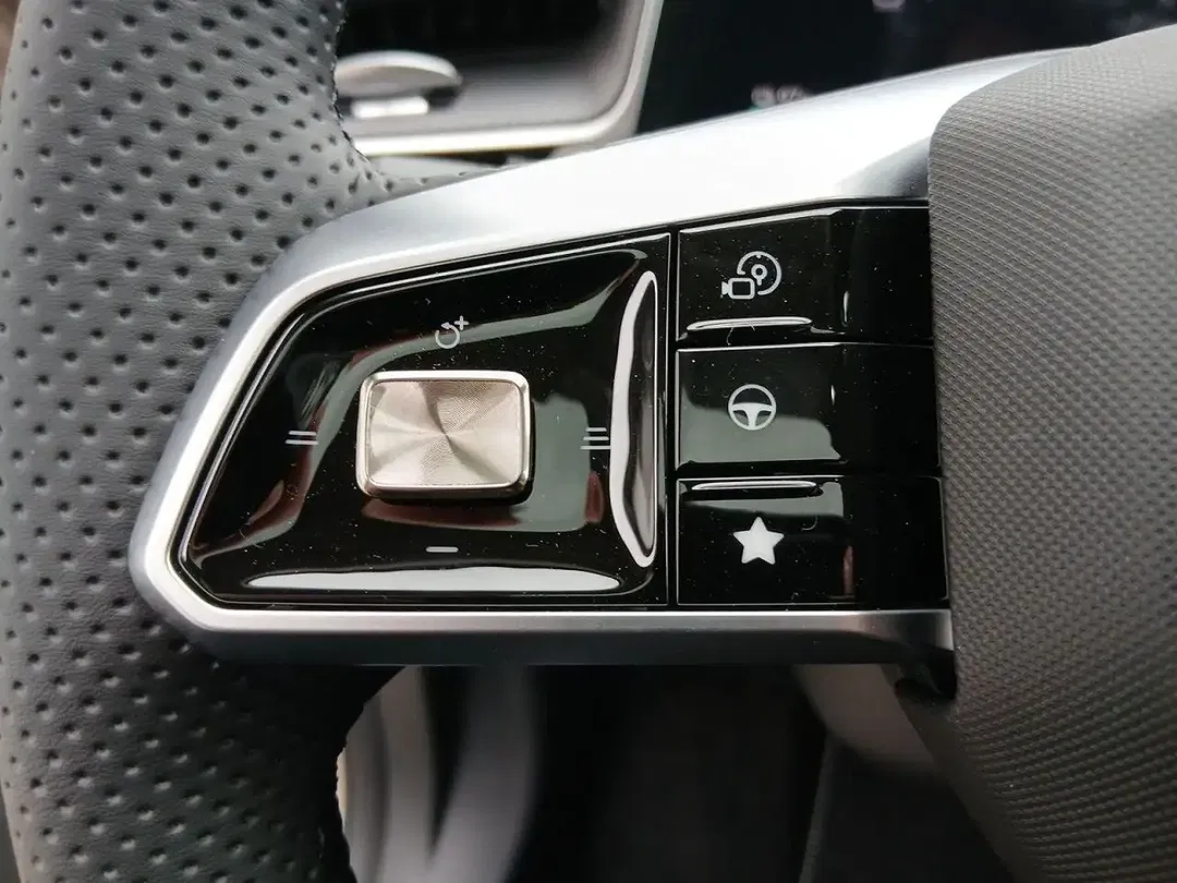 MG MGS6 EV AWD Luxury - Thumbnail 11