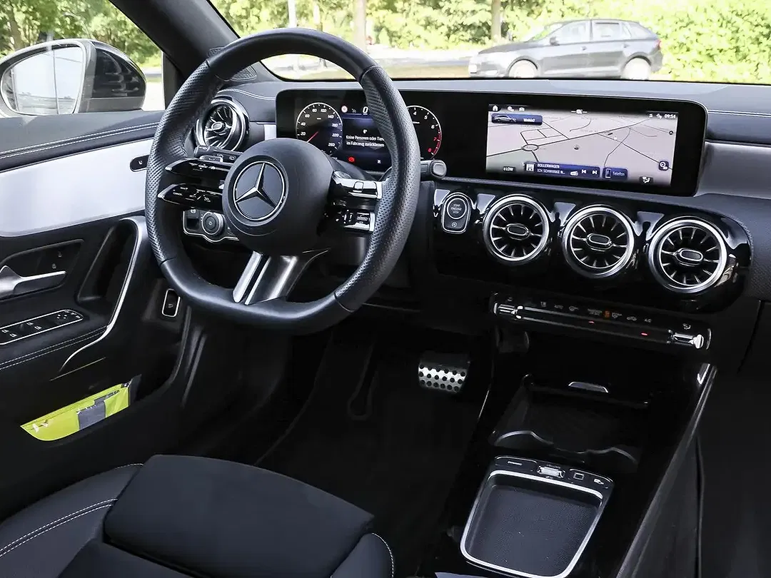 Mercedes-Benz CLA 200 AMG Edition Night - Thumbnail 6