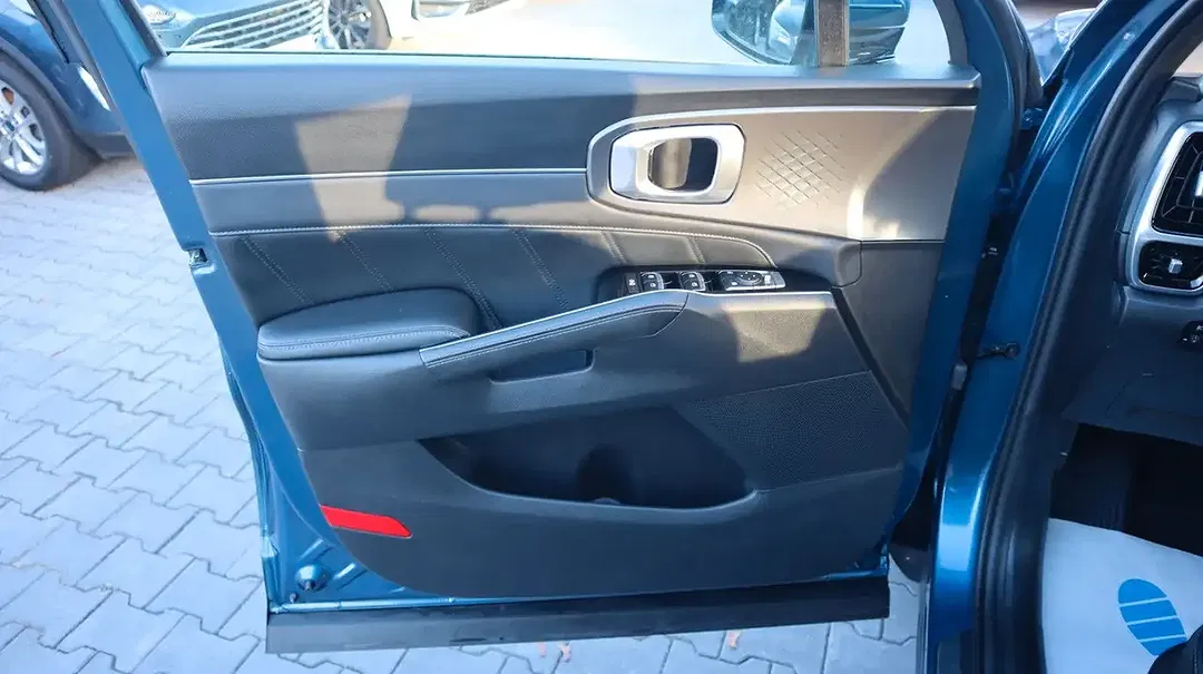 Kia Sorento Vision - Thumbnail 8