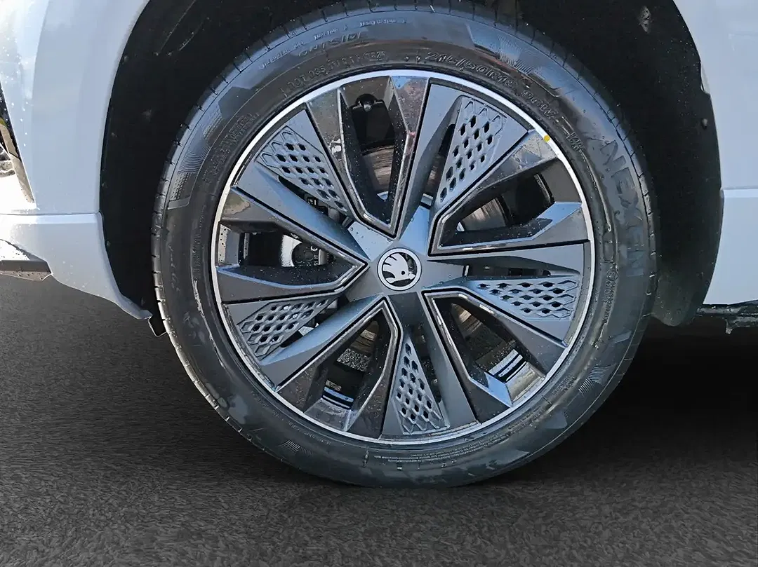 Skoda Karoq 1.5 TSI Sportline - Thumbnail 12