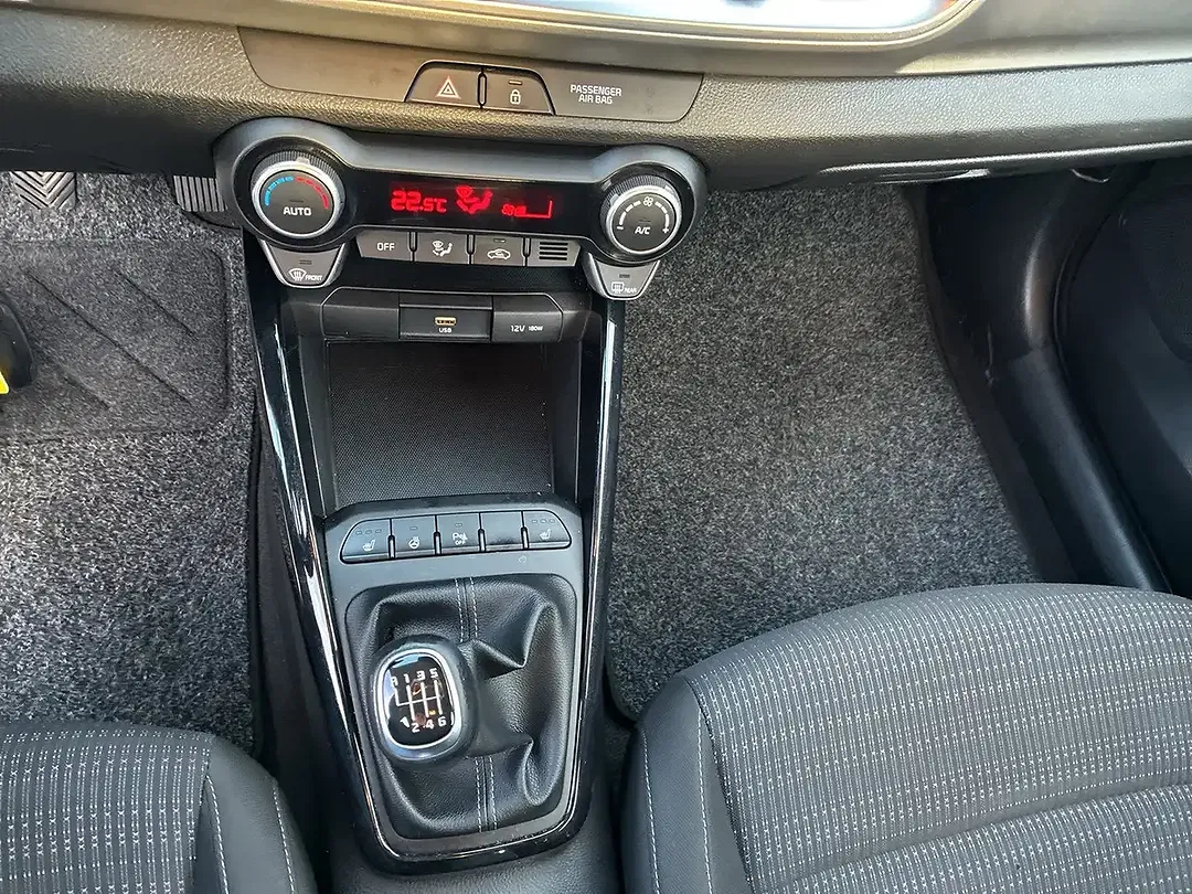 Kia Stonic 1.0 T-GDI - foto 14