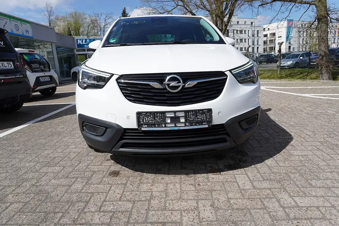 Opel Crossland X - Thumbnail 3