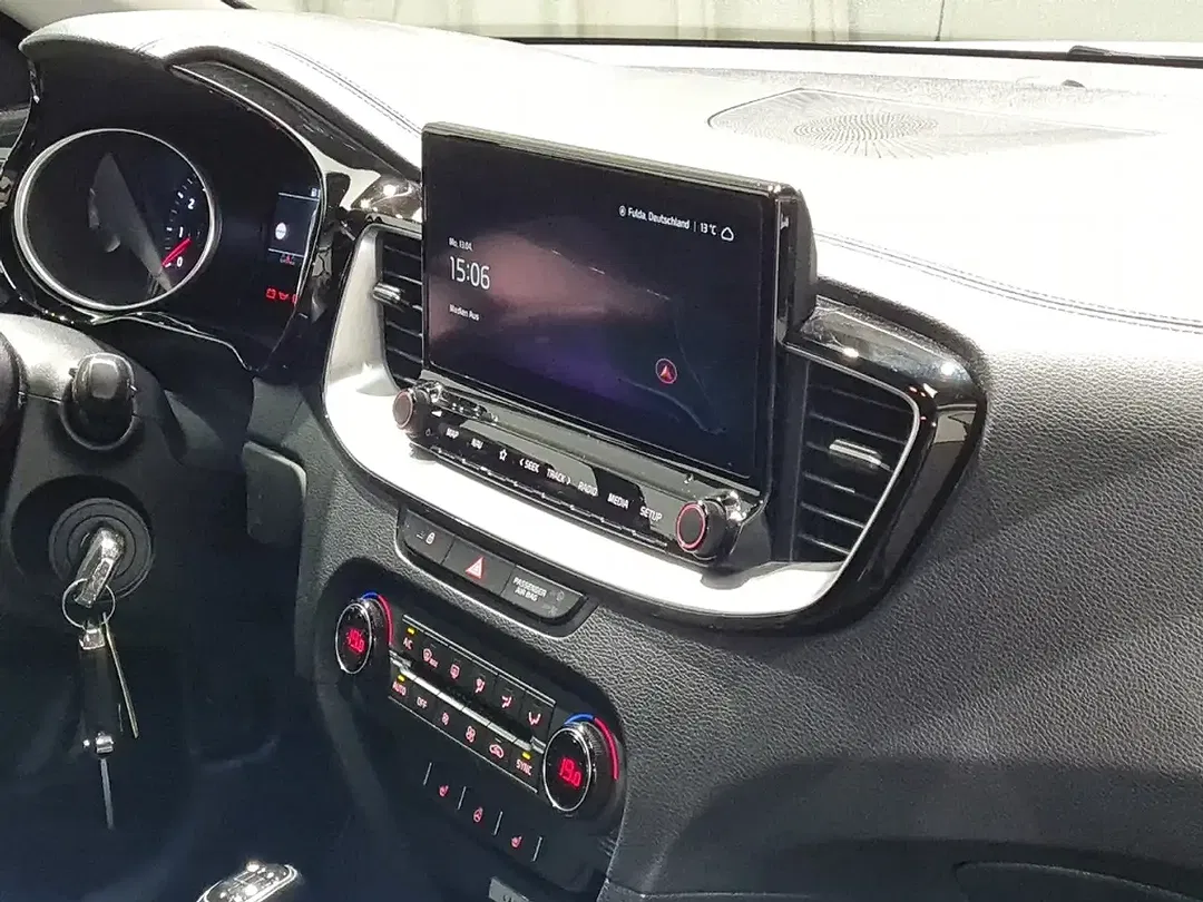 Kia XCeed 1.4 T-GDI Vision - Thumbnail 6