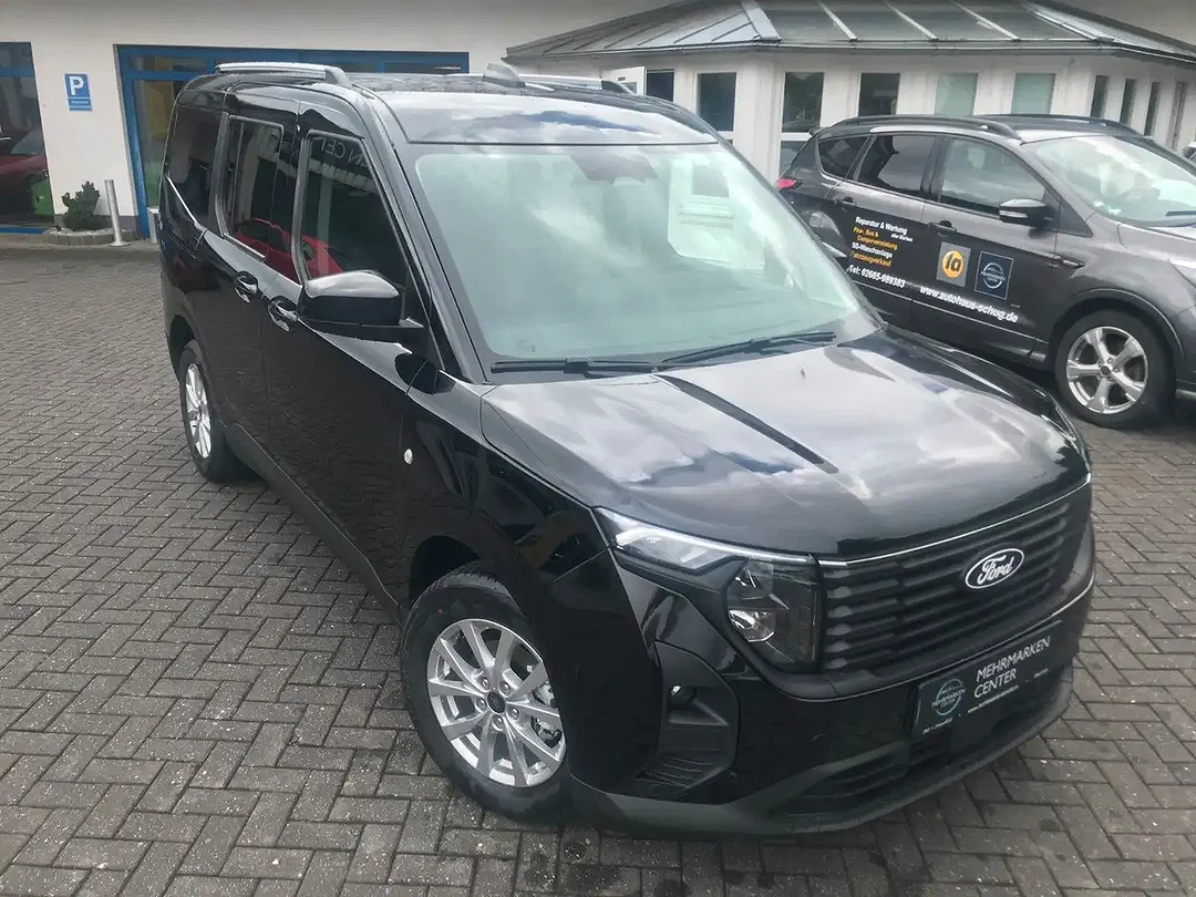 Ford Tourneo Courier Titanium - Afbeelding 1