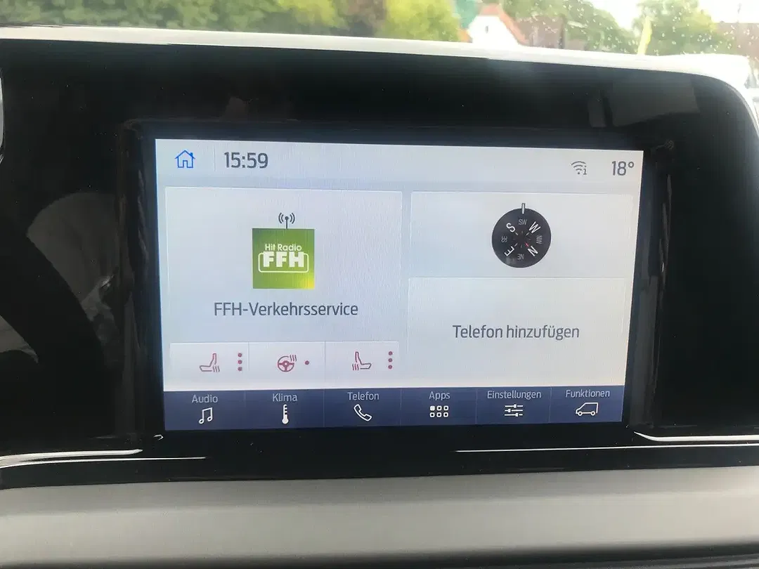 Ford Tourneo Courier Titanium - Thumbnail 15