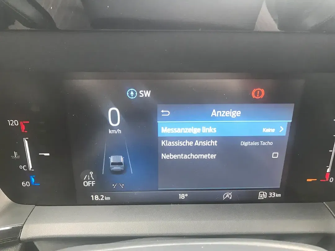 Ford Tourneo Courier Titanium - foto 23