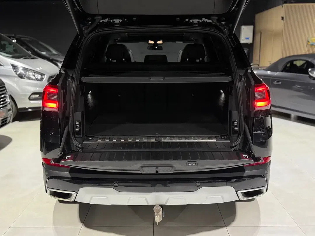 BMW X5 3.0 PHEV xDrive xLine Individual - Thumbnail 4