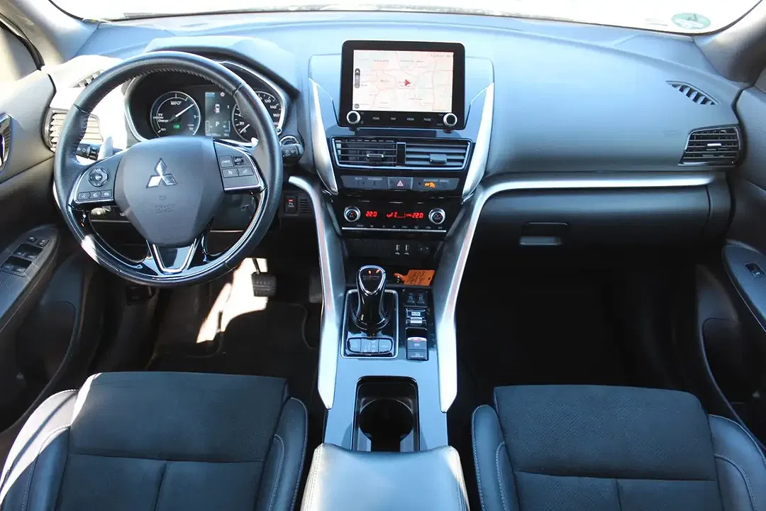 Mitsubishi Eclipse Cross 2.4 4WD Plus - Thumbnail 12