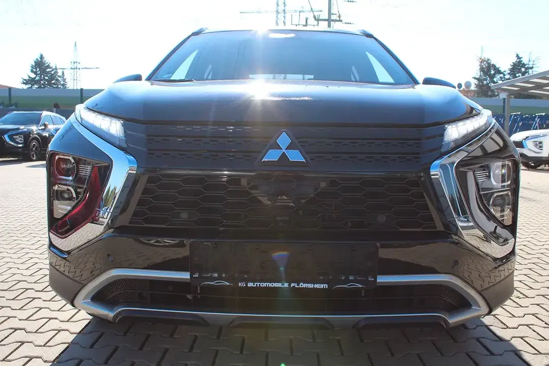 Mitsubishi Eclipse Cross 2.4 4WD Plus - Thumbnail 3