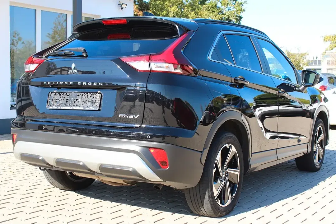 Mitsubishi Eclipse Cross 2.4 4WD Plus - Thumbnail 6