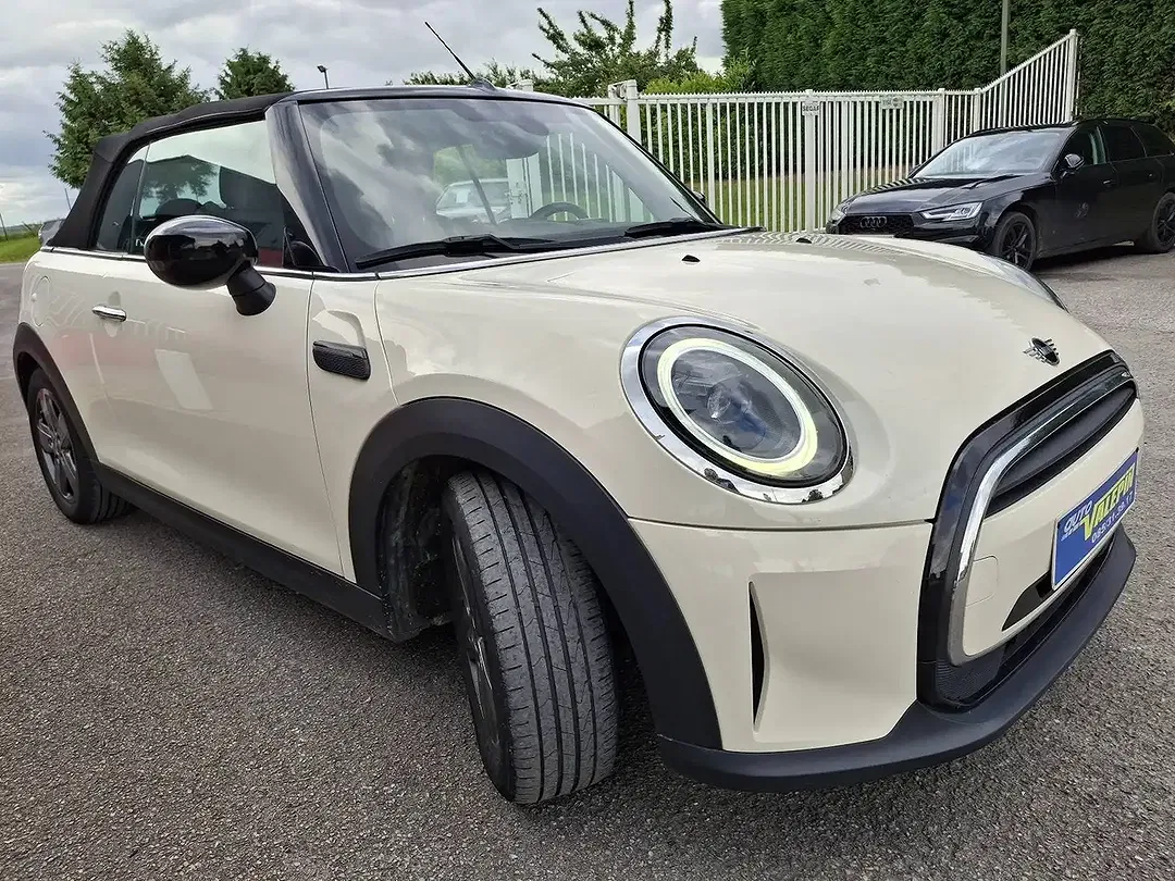 MINI Cooper Cabrio 1.5 - Thumbnail 3