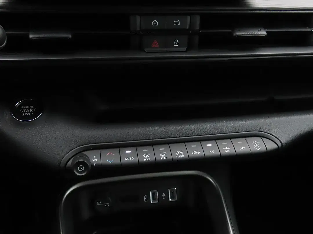 Jeep Avenger 1.2 GSE T3 Altitude - Thumbnail 11