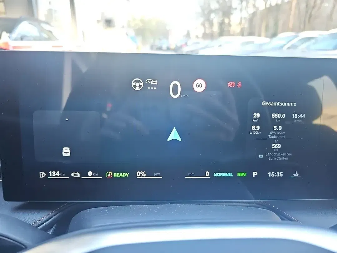 MG EHS 1.5 Luxury - Thumbnail 8