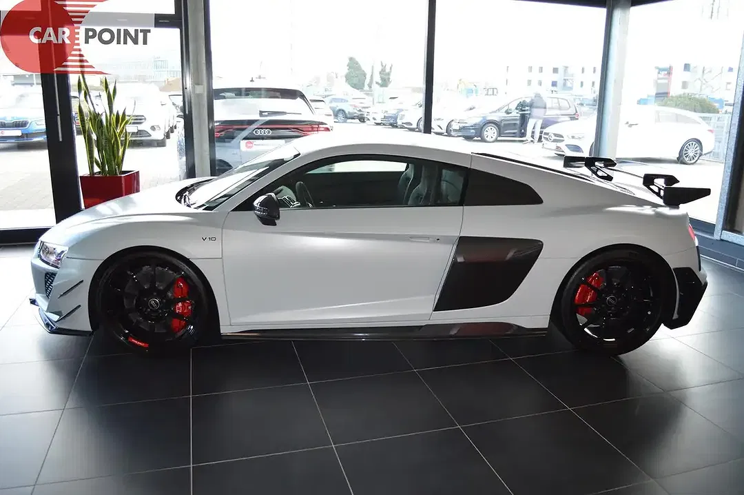 Audi R8 V10 - Thumbnail 3