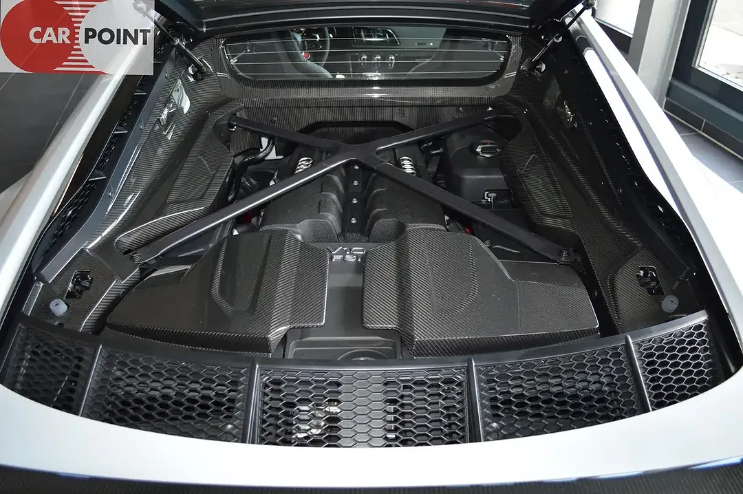 Audi R8 V10 - Thumbnail 7