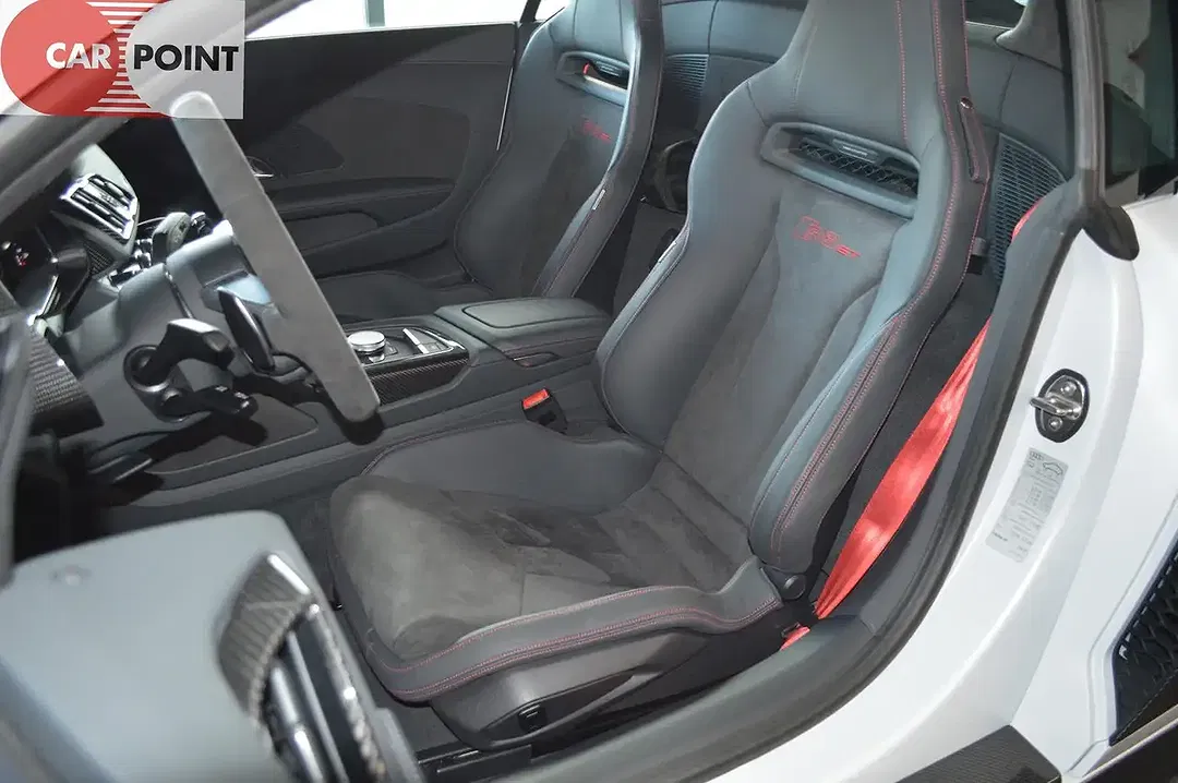 Audi R8 V10 - Thumbnail 9