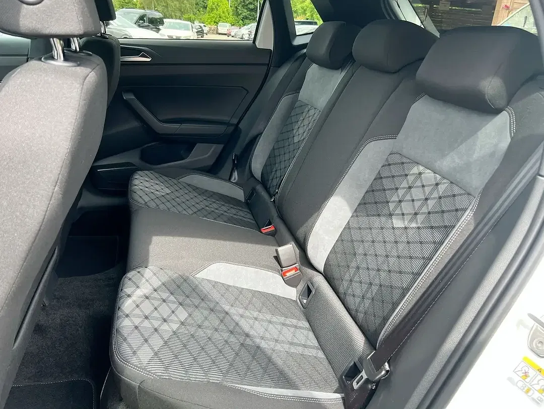 Volkswagen Polo 1.0 TSI DSG R-Line - Thumbnail 9