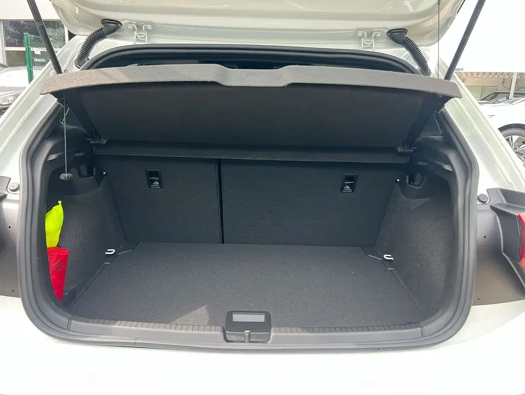 Volkswagen Polo 1.0 TSI DSG R-Line - Thumbnail 10