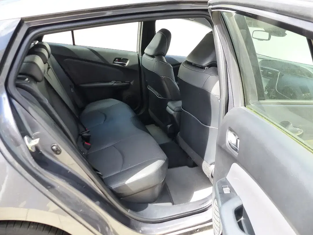 Toyota Prius Executive - Thumbnail 7