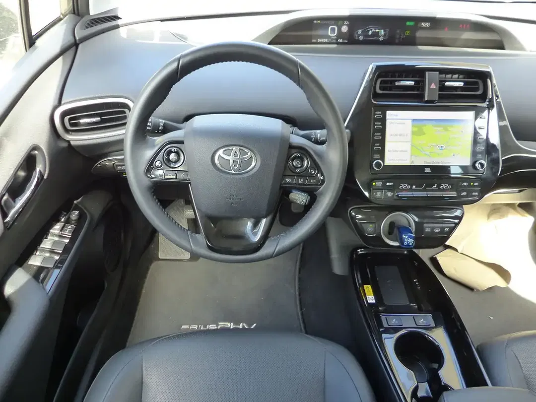 Toyota Prius Executive - Thumbnail 9