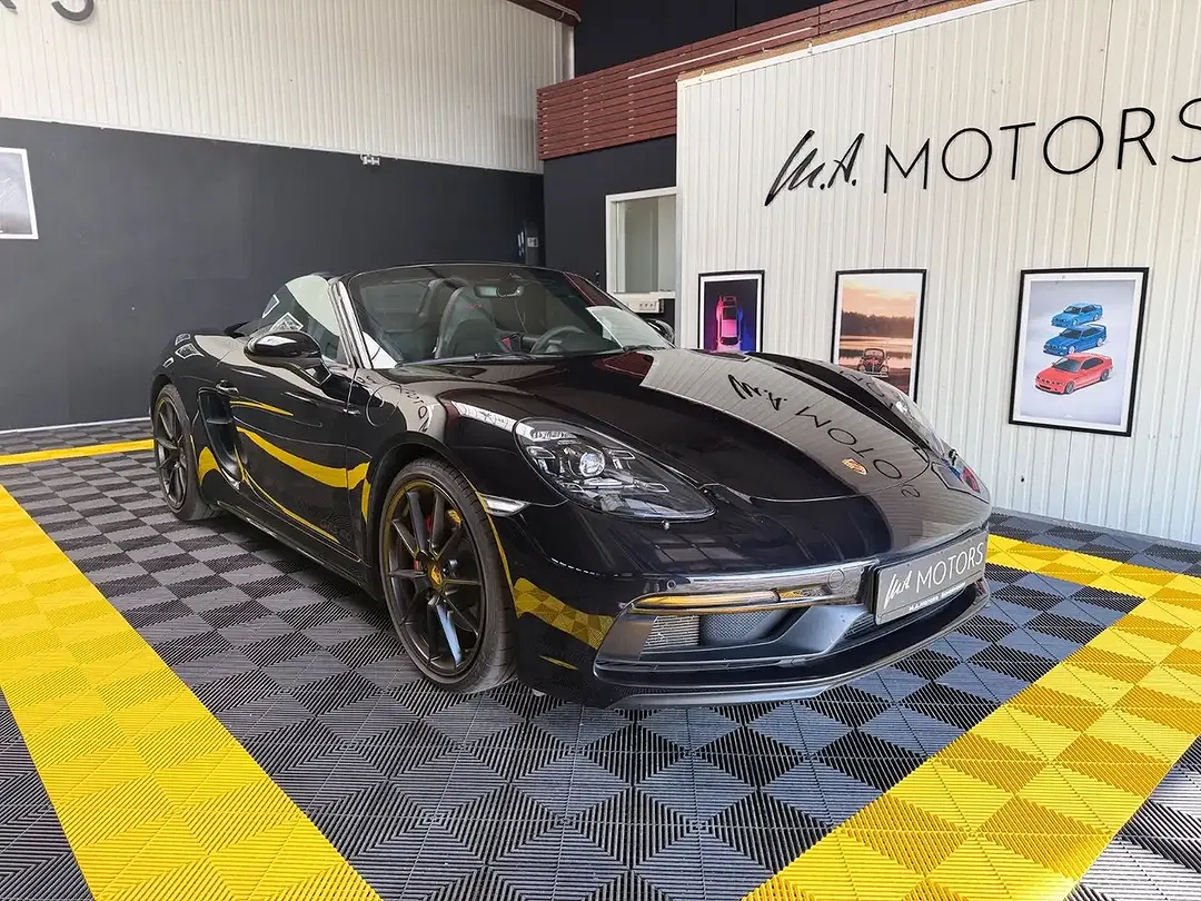 Porsche Boxster 4.0 GTS - Thumbnail 4