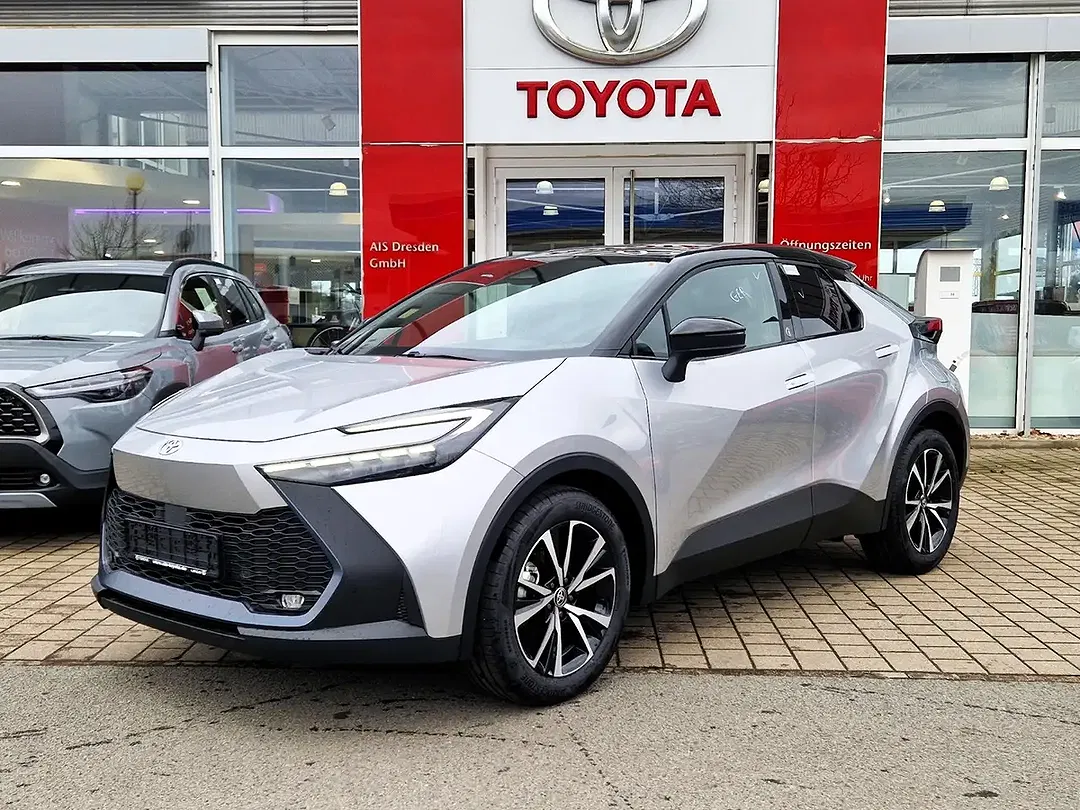 Toyota C-HR Hybrid Teamplayer - Thumbnail 2