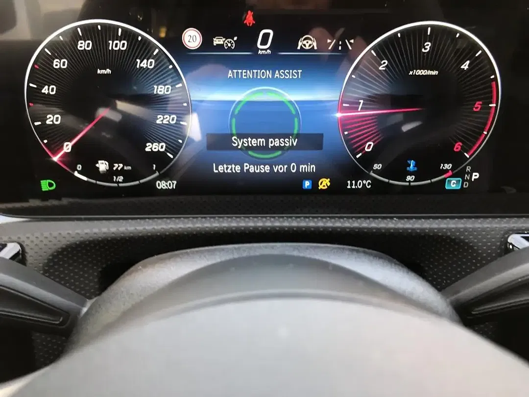 Mercedes-Benz CLA 220 AMG MBUX Night - Thumbnail 9