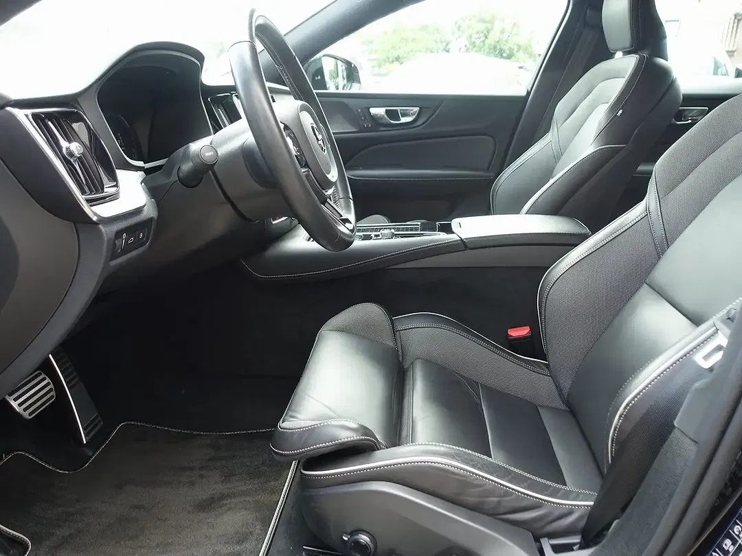 Volvo S60 T8 AWD Recharge R-Design - Thumbnail 9