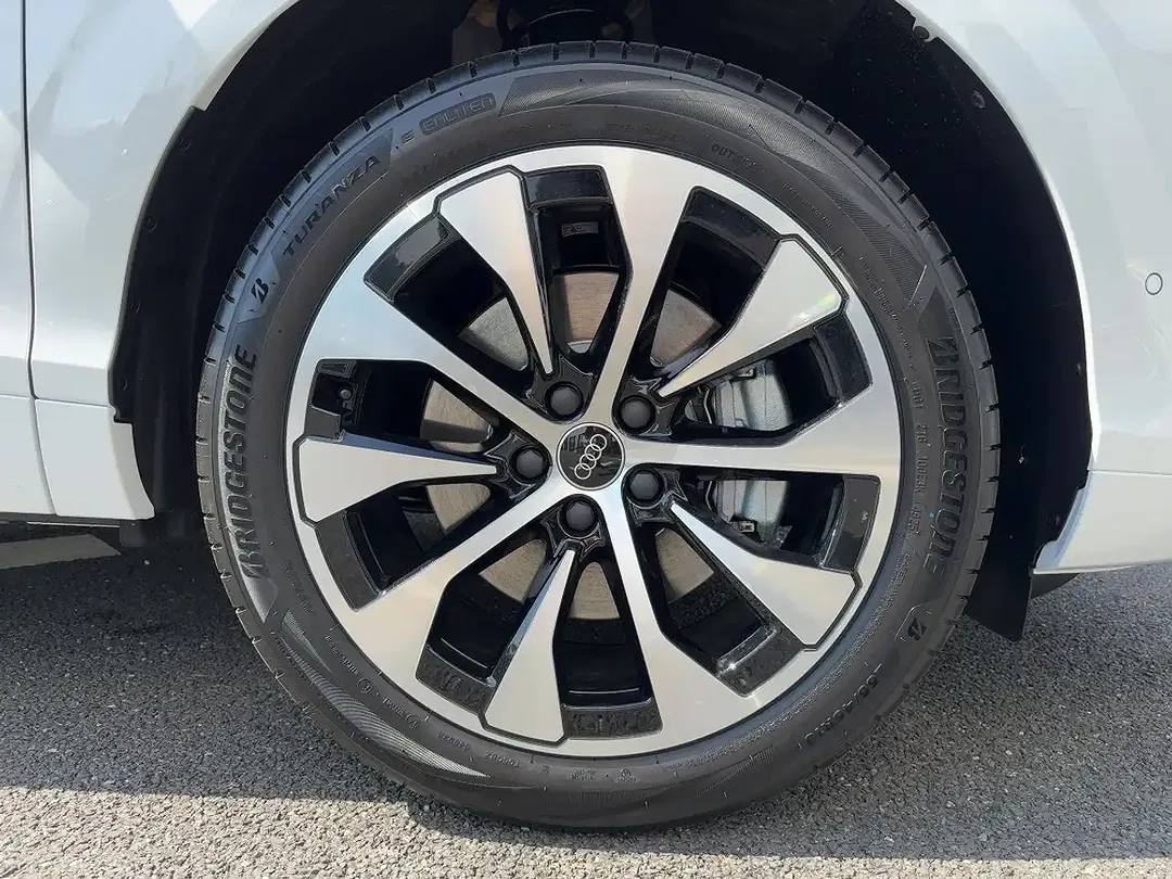 Audi Q3 TDI S tronic - Thumbnail 10