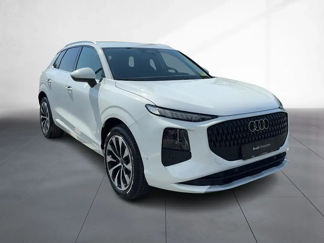 Audi Q3 TDI S tronic - Thumbnail 3