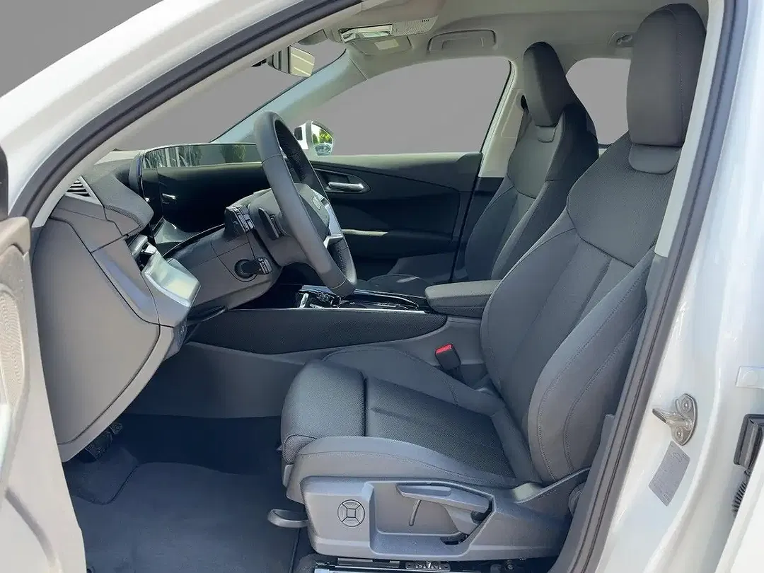 Audi Q3 TDI S tronic - Thumbnail 5