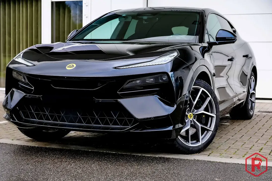 Lotus Eletre - foto 1