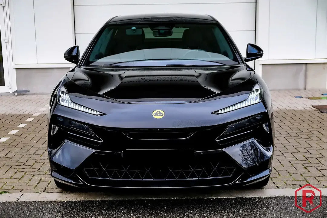Lotus Eletre - foto 2