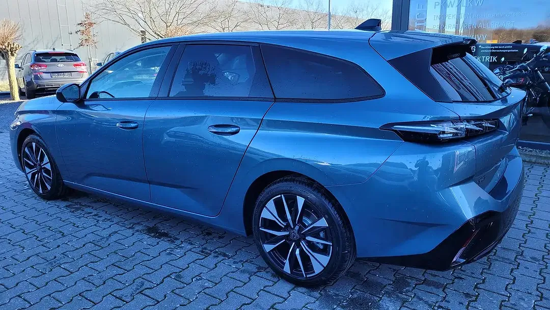 Peugeot 308 145 Hybrid Allure SW - Thumbnail 6