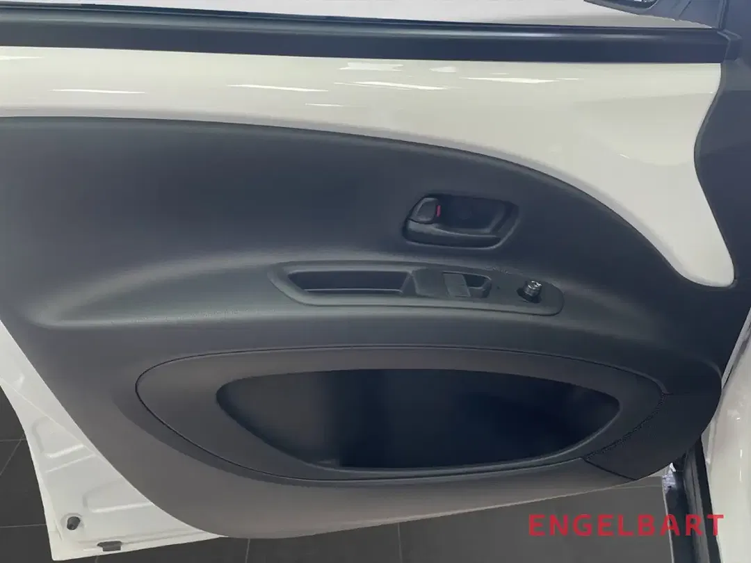 Toyota Aygo X 1.5 Hybrid - Thumbnail 9