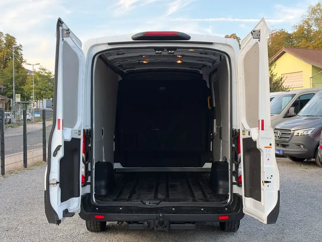 Ford Transit L2H2 - Thumbnail 11