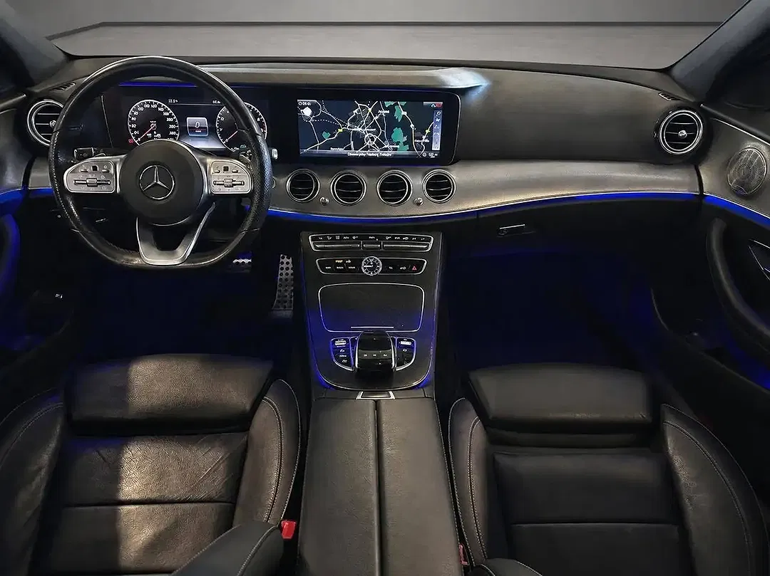 Mercedes-Benz E 200 Burmester - Thumbnail 14
