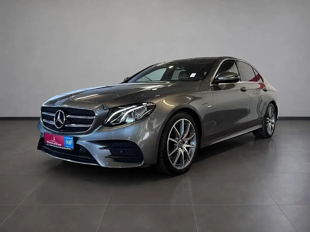 Mercedes-Benz E 200 Burmester - Thumbnail 3