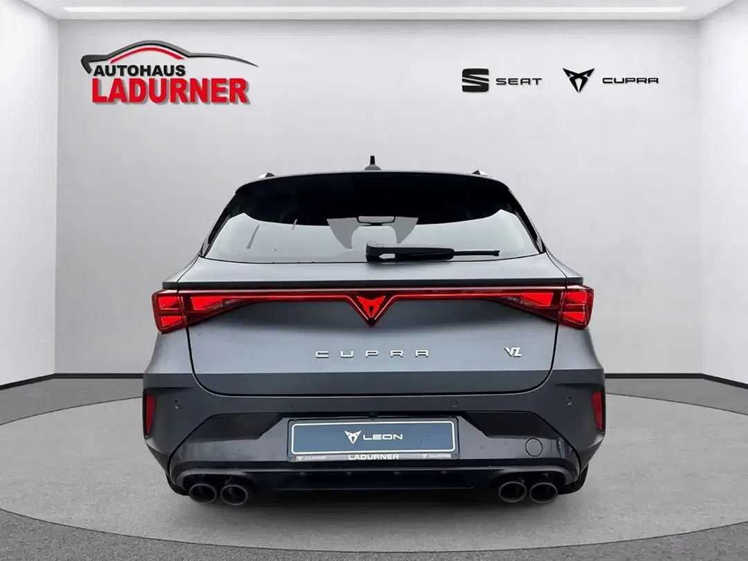 CUPRA Leon 2.0 TSI 4Drive VZ Sportstourer Tribe Edition - Thumbnail 3