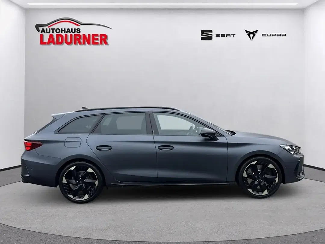 CUPRA Leon 2.0 TSI 4Drive VZ Sportstourer Tribe Edition - Thumbnail 5