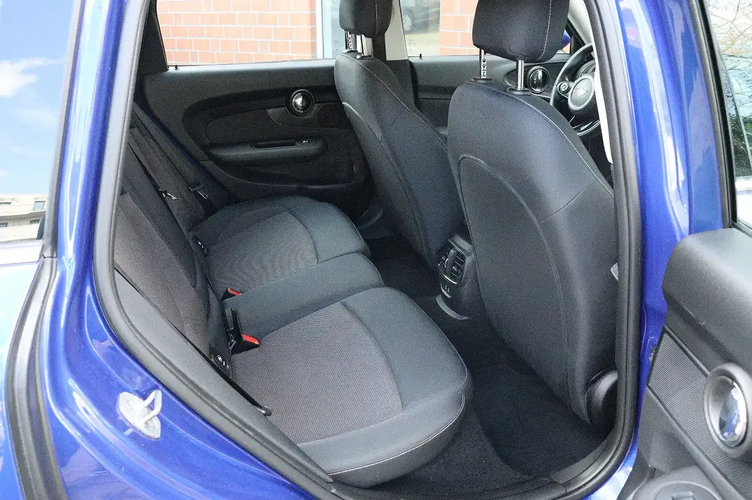 MINI Cooper Clubman 1.5 - Thumbnail 13