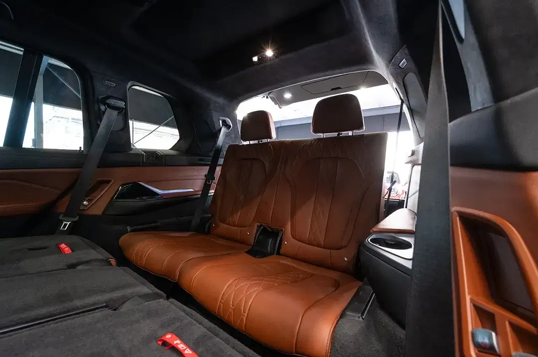 BMW X7 M - foto 15