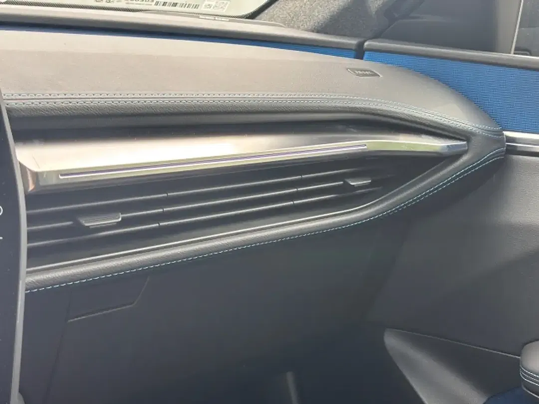 Renault Scenic - Thumbnail 11