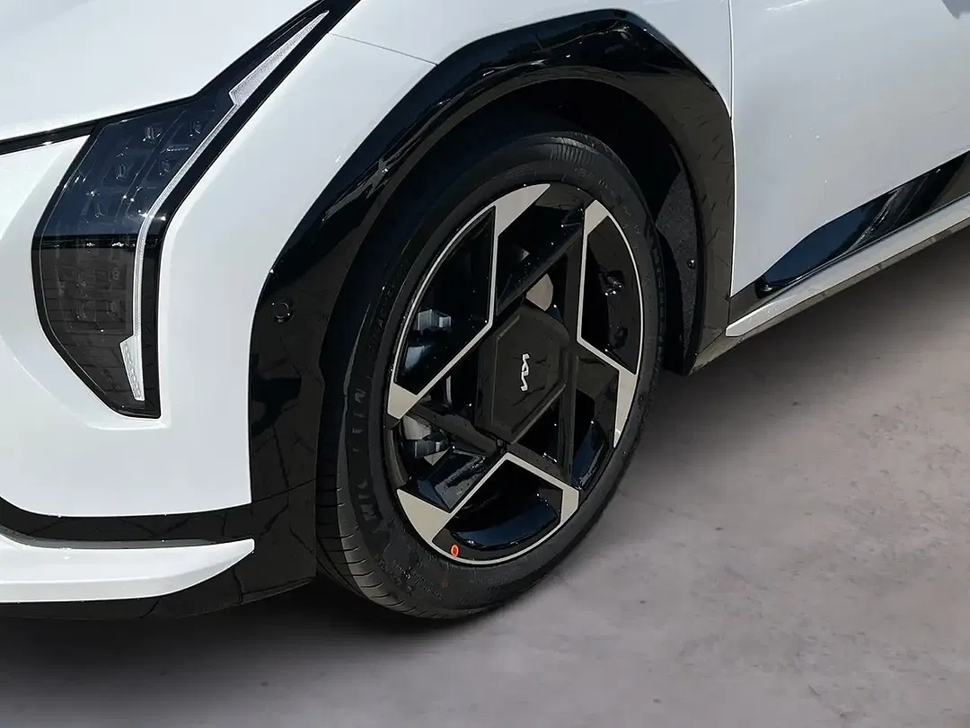 Kia EV4 GT-Line - Thumbnail 8