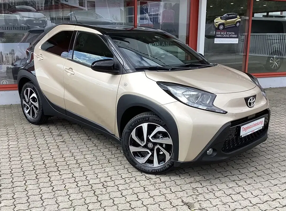 Toyota Aygo X Teamplayer - Thumbnail 5